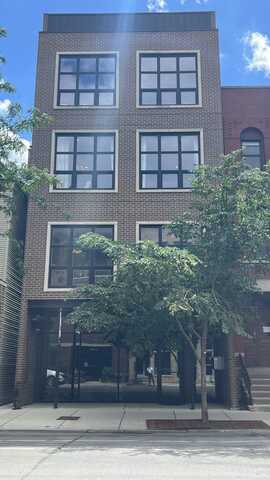 2930 N. Lincoln Avenue, Chicago, IL 60657