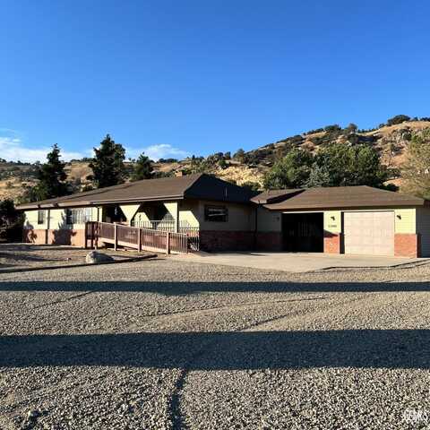 22980 San Juan Dr, Tehachapi, CA 93561