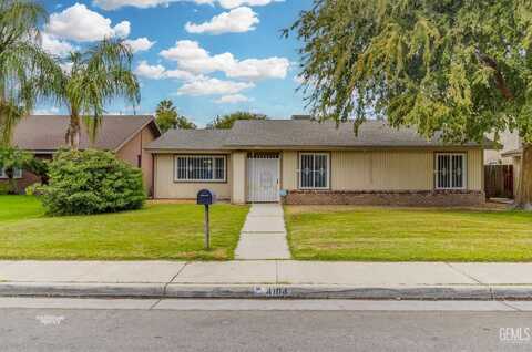 4104 Tretorn Avenue, Bakersfield, CA 93313