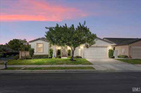 6400 Vienna Place, Bakersfield, CA 93306