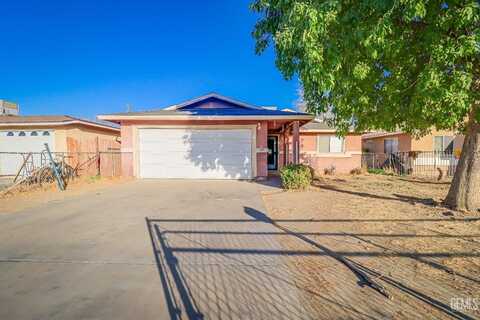 207 Clyde Street, Bakersfield, CA 93307