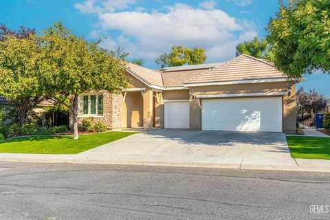 14608 Via Messina Drive, Bakersfield, CA 93306