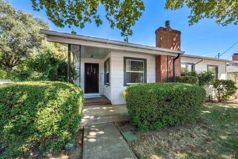 795 N Pine Street, Ukiah, CA 95482