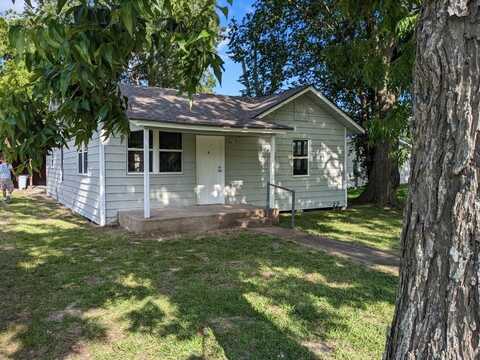 330 N Ann St, Sour Lake, TX 77659