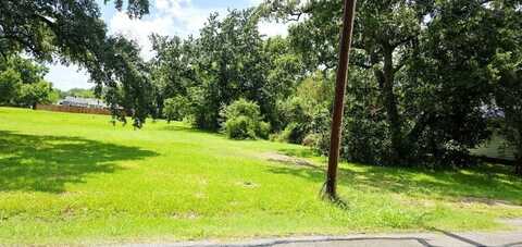 2927 Ruby Dr, Groves, TX 77619