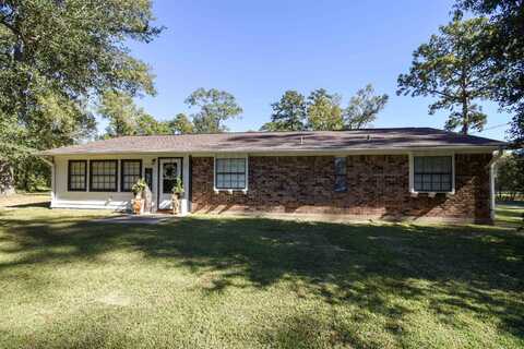 165 Trahan Rd, Lumberton, TX 77657