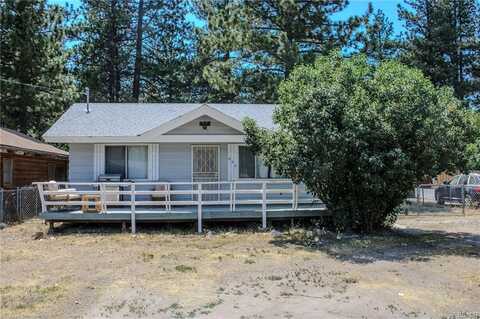 945 Green Way Drive, Big Bear City, CA 92314