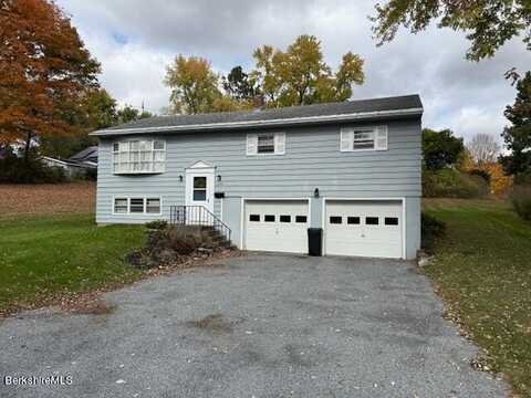 1072 North Hoosac Rd, Williamstown, MA 01267