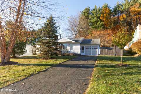 95 Asci Dr, Pittsfield, MA 01201