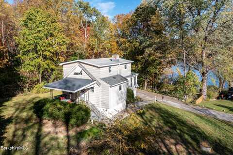 153 Shadowland Cove Rd, Cheshire, MA 01225