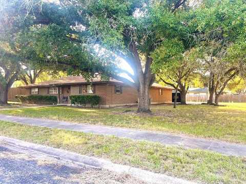 1415 Mockingbird, Beeville, TX 78102