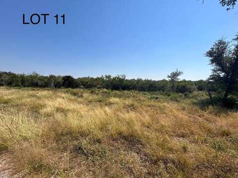 140 Paisano Trail, Beeville, TX 78102