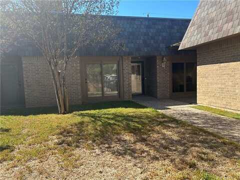 3512 Parkway Terrace, Bryan, TX 77802