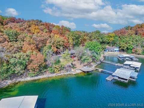 42 Oak Road, Lake Ozark, MO 65049