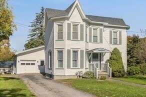 18 High Street, Manchester, NY 14548