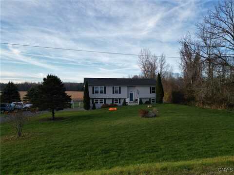 9504 Crooked Hill Road, Paris, NY 13318