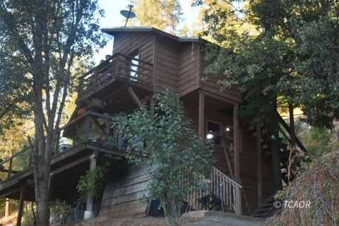 325/401 Vitzthum Gulch Rd, Douglas City, CA 96024