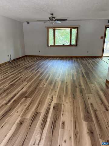 210 PASTURE LN, STANARDSVILLE, VA 22973