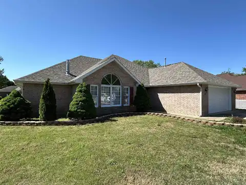 1322 Cottonwood Court, Mountain Home, AR 72653