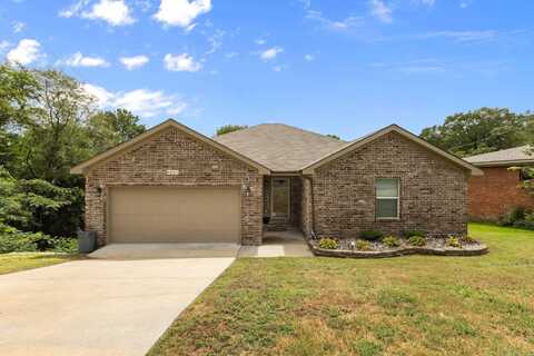 4624 West Drive, North Little Rock, AR 72118