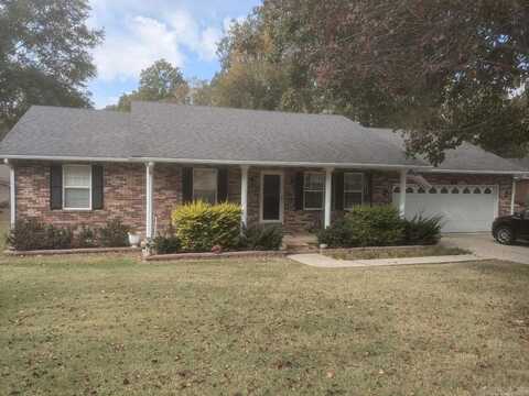 880 N 6th Avenue, Piggott, AR 72454