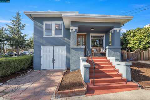 4401 Pleasant Valley Ct, Oakland, CA 94611