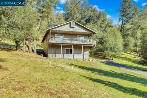 20560 Ferretti Road, Groveland, CA 95321