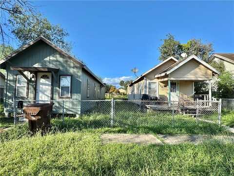 508-510 E Richard Avenue, Kingsville, TX 78363