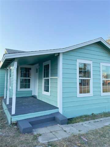 148 S 8th Street, Aransas Pass, TX 78336