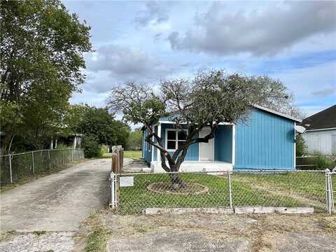 307 W 4th Street, Bishop, TX 78343