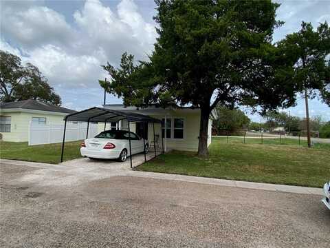 2600 Countiss Drive, Corpus Christi, TX 78410