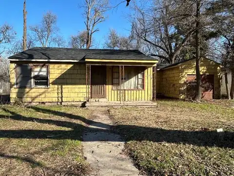 725 PARKWAY, Blytheville, AR 72315