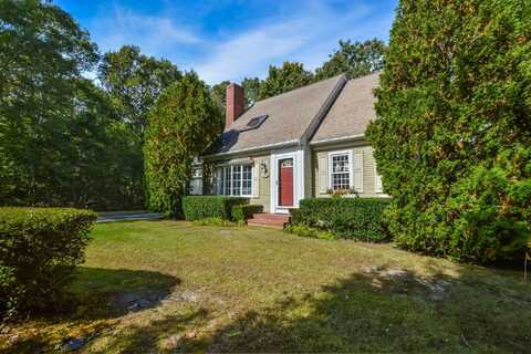 6 Kalmia Path, Sandwich, MA 02563