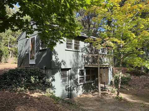 144 Clark Avenue, Wellfleet, MA 02667