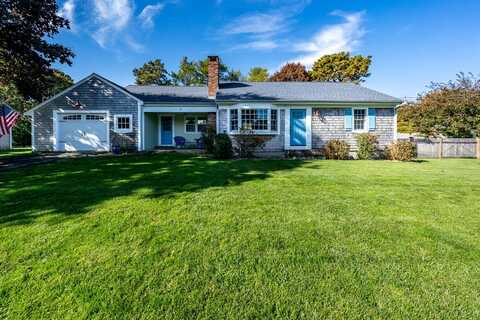 9 Captain Percival Road, South Yarmouth, MA 02664