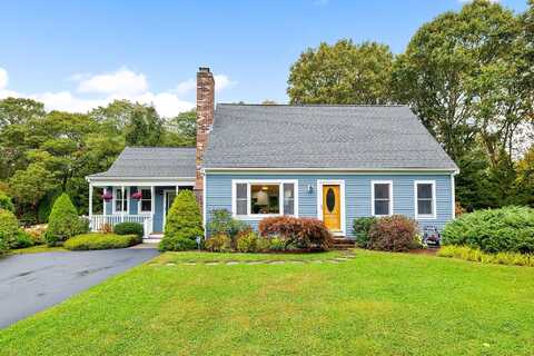 14 Waquoit Farms Drive, East Falmouth, MA 02536