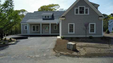 6 Monomoy Lane, Orleans, MA 02653