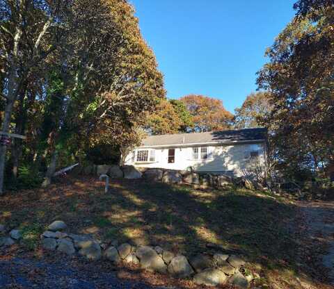 40 Carriage Drive, Brewster, MA 02631