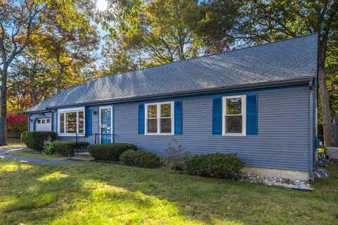 37 Wellesley Circle, Hyannis, MA 02601