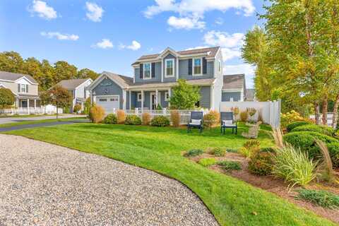 9 Cottage Lane, Mashpee, MA 02649