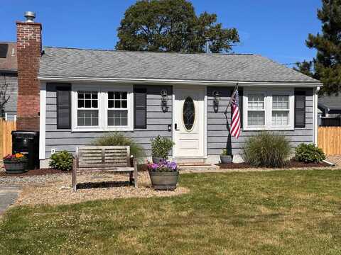 7 Bassett Lane Lane, Dennis Port, MA 02639