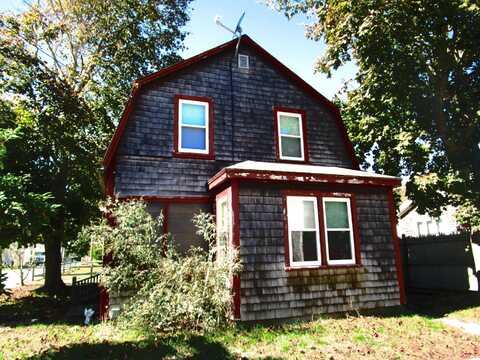 14 Park Place, Harwich Port, MA 02646