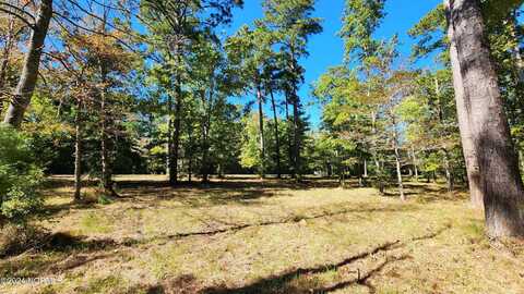 136 Sandy Point Drive, Beaufort, NC 28516