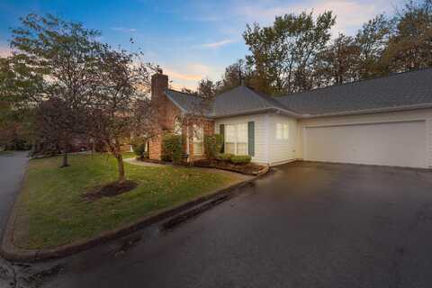 137 Glade Springs Drive, Blacklick, OH 43004