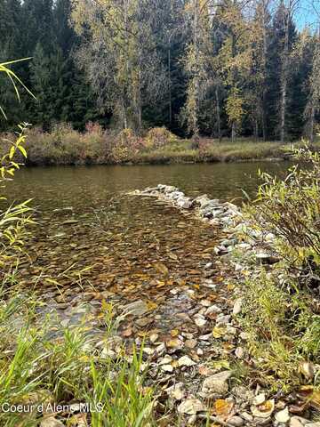 10536 Old River Road, Kingston, ID 83839