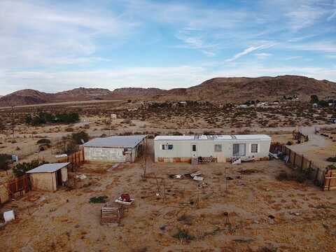 3686 Acoma Trail, Landers, CA 92285