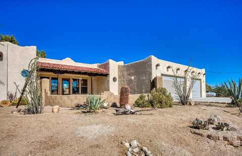 56948 Plaza Del Amigo, Yucca Valley, CA 92284