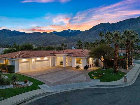 905 E Azalea Circle, Palm Springs, CA 92264