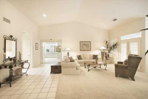 373 Links Drive, Palm Desert, CA 92211