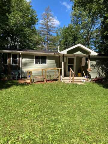 6658 Jackson, Lake, MI 48632